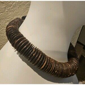 ​VTG Gerda Lynggaard Monies Massive Dark Wood Disc Collar Choker UNsigned 16.5"